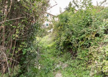 Giardino - Casa semi indipendente Via alla Vittoria
 
66, Mignanego - foto 54