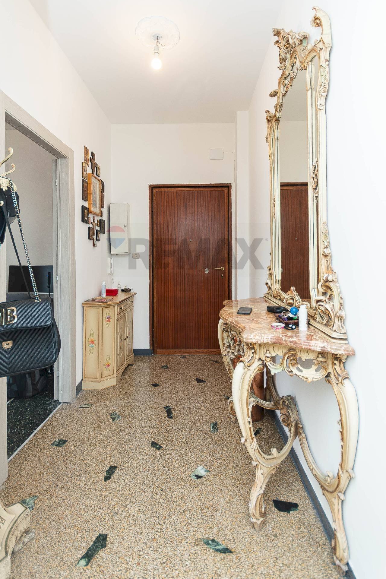 Hall / corridoio - Quadrilocale Via Carlo Orgiero
2, Genova - foto 2