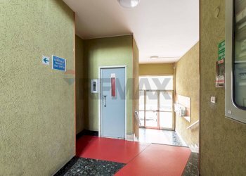 Ricezione / Lobby - Quadrilocale Via Carlo Orgiero
 
2, Genova - foto 29