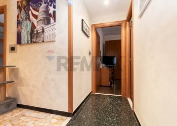 Hall / corridoio - Appartamento Genova - foto 17