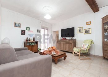 Soggiorno - Apartment Via Botasi
 
61, Ne - photo 1