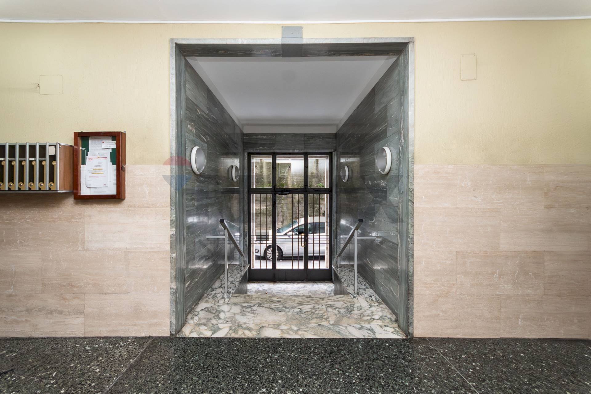 Ricezione / Lobby - Trilocale VIA MANUZIO
 
19, Genova - foto 1