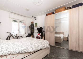 Camera / camera da letto - Trilocale VIA MANUZIO
 
19, Genova - foto 2