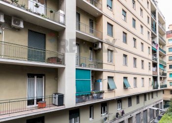 Edificio all\'aperto - Trilocale VIA MANUZIO
 
19, Genova - foto 27