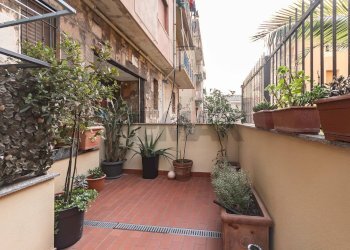 Terrazza - Quadrilocale VIA P. NEGROTTO CAMBIASO
 
26, Genova - foto 20
