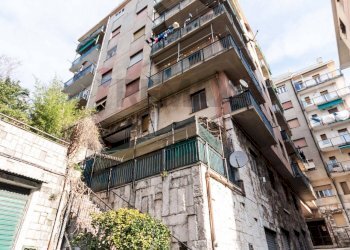 Edificio all\'aperto - Quadrilocale VIA P. NEGROTTO CAMBIASO
 
26, Genova - foto 41