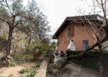 Casa all\'aperto - Casa semi indipendente Via Delle Rovere
 
26, Avegno - foto 17