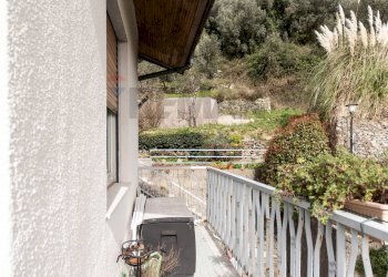 Balcone - Casa semi indipendente Via Delle Rovere
 
26, Avegno - foto 31