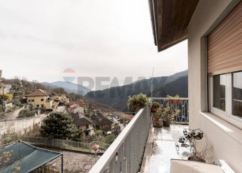 Balcone - Casa semi indipendente Via Delle Rovere
 
26, Avegno - foto 33