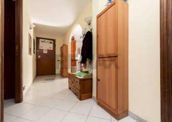 Hall / corridoio - Casa semi indipendente Via Delle Rovere
 
26, Avegno - foto 36