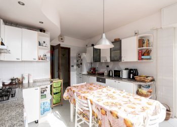 Cucina - Casa semi indipendente Via Delle Rovere
 
26, Avegno - foto 40