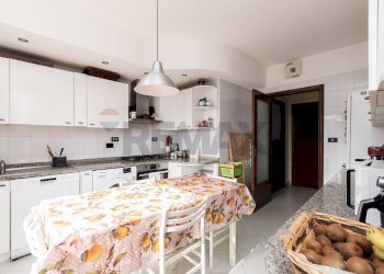 Cucina - Casa semi indipendente Via Delle Rovere
 
26, Avegno - foto 41