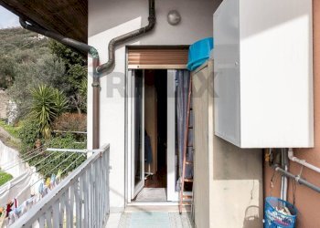 Balcone - Casa semi indipendente Via Delle Rovere
 
26, Avegno - foto 47