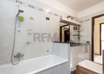 Bagno - Casa semi indipendente Via Delle Rovere
 
26, Avegno - foto 54
