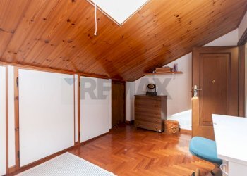 Camera / camera da letto - Casa semi indipendente Via Delle Rovere
 
26, Avegno - foto 62