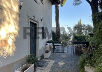 Casa all\'aperto - Semi-detached house Salita Olivaro
 
7, Genova - photo 37