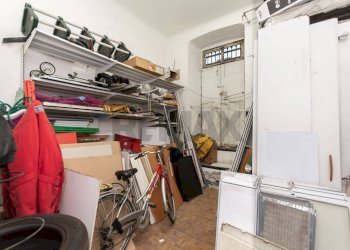 Dispensa di stoccaggio - Laboratorio Via Paolo Revelli Beaumont
 
8, Genova - foto 11