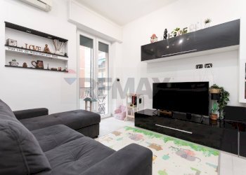 Soggiorno - Bilocale Piazza Silvio Arrivabene
 
8B, Genova - foto 6