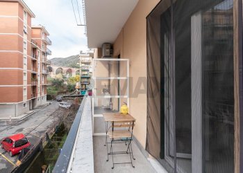 Balcone - Bilocale Piazza Silvio Arrivabene
 
8B, Genova - foto 12