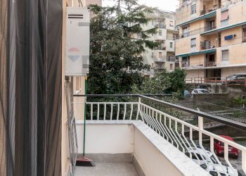 Balcone - Bilocale Piazza Silvio Arrivabene
 
8B, Genova - foto 14