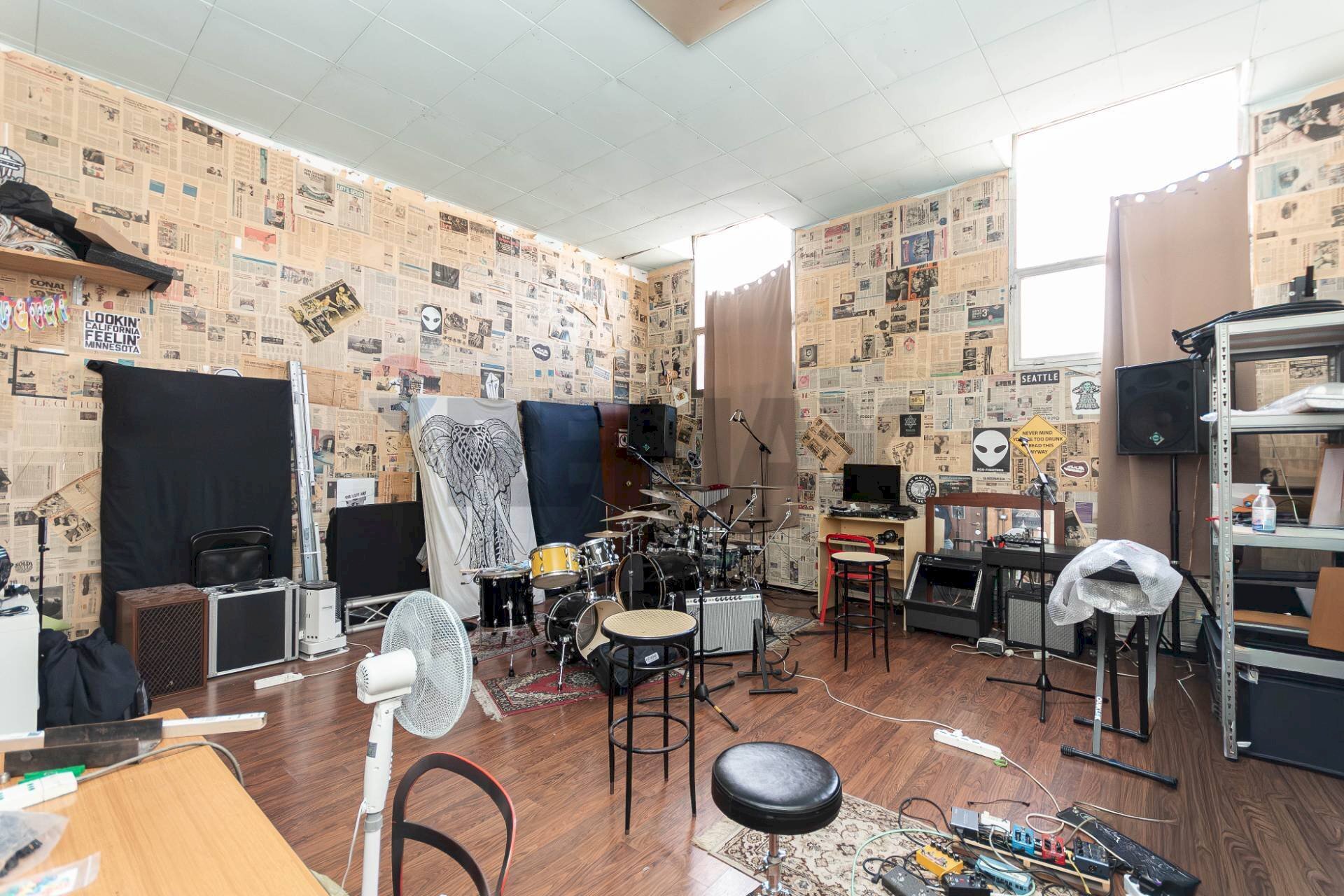 Soggiorno - Warehouse Via Pasquale Pastorino
 
34, Genova - photo 1