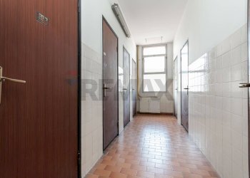Hall / corridoio - Magazzino Via Pasquale Pastorino
34, Genova - foto 8