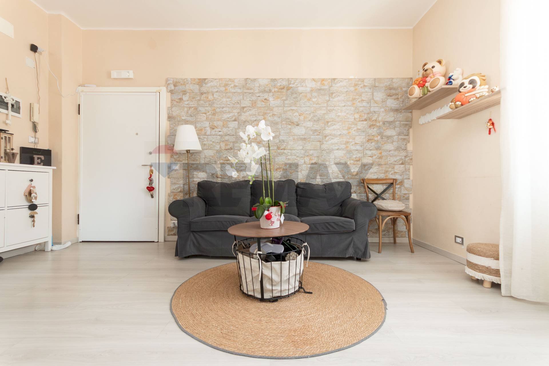 Soggiorno - Appartamento Via Eugenio Divano
 
3, Serra Riccò - foto 1