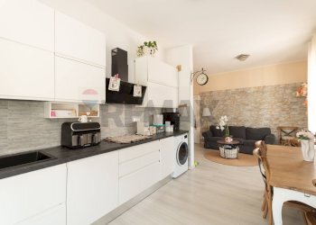 Cucina - Apartment Via Eugenio Divano
3, Serra Riccò - photo 7