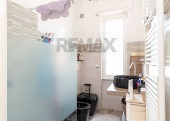 Bagno - Apartment Via Eugenio Divano
3, Serra Riccò - photo 19