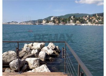 Vista dell\'acqua - Appartamento Via Montebello
 
30, Rapallo - foto 15