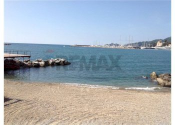 Vista dell\'acqua - Appartamento Via Montebello
 
30, Rapallo - foto 28