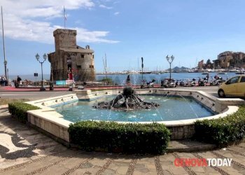 Piscina - Appartamento Via Montebello
 
30, Rapallo - foto 51
