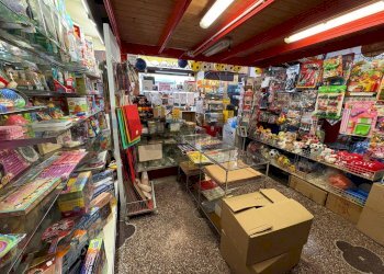 Dispensa di stoccaggio - Negozio Via Del Lagaccio
66r, Genova - foto 2