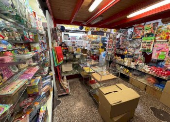 Dispensa di stoccaggio - Negozio Via Del Lagaccio
66r, Genova - foto 4