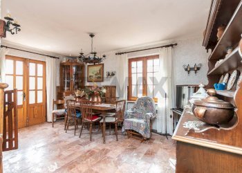 Sala da pranzo - Casa indipendente Strada Provinciale la Brentina
 
210, Ponzone - foto 36
