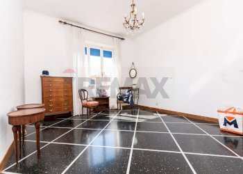 Stanza vuota - Appartamento Via Capolungo
 
54, Genova - foto 8