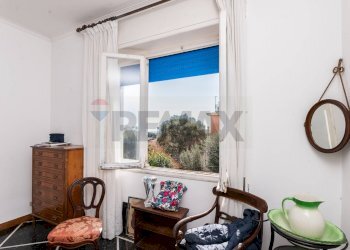 Camera / camera da letto - Appartamento Via Capolungo
 
54, Genova - foto 12