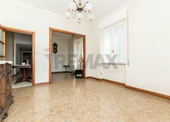 Stanza vuota - Appartamento Via Capolungo
 
54, Genova - foto 19