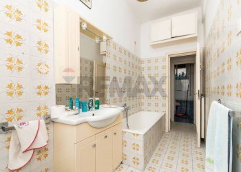 Bagno - Appartamento Via Capolungo
 
54, Genova - foto 42