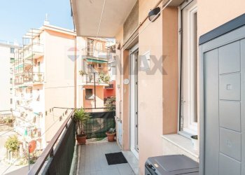 Balcone - Quadrilocale Via Villini Ambrogio Negrone
 
13, Genova - foto 4