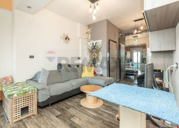 Sala da pranzo - Quadrilocale Via Villini Ambrogio Negrone
 
13, Genova - foto 8