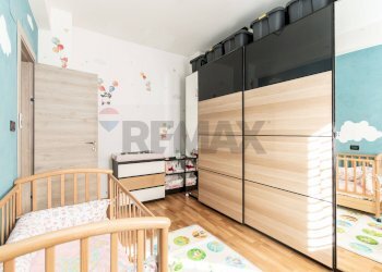 Camera / camera da letto - Quadrilocale Via Villini Ambrogio Negrone
 
13, Genova - foto 17