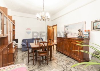 Sala da pranzo - Trilocale Via San Giovanni D'acri
 
3, Genova - foto 5