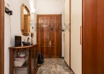 Hall / corridoio - Trilocale Via San Giovanni D'acri
 
3, Genova - foto 10