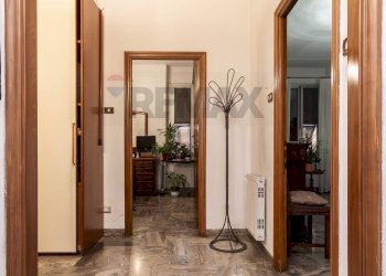 Hall / corridoio - Trilocale Via San Giovanni D'acri
 
3, Genova - foto 13