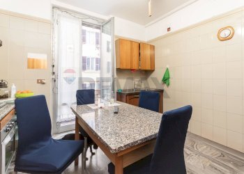 Sala da pranzo - Trilocale Via San Giovanni D'acri
 
3, Genova - foto 19