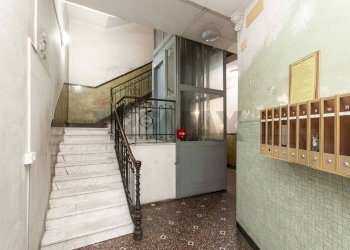 Ricezione / Lobby - Trilocale Via San Giovanni D'acri
 
3, Genova - foto 25