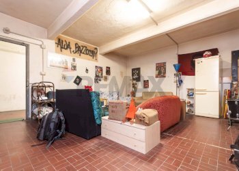 Camera / camera da letto - Magazzino Via Borzoli
39, Genova - foto 7