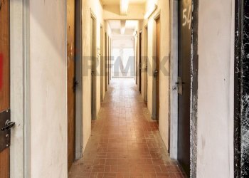 Hall / corridoio - Magazzino Via Borzoli
39, Genova - foto 14
