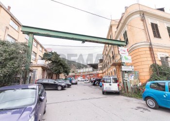 Edificio all\'aperto - Magazzino Via Borzoli
39, Genova - foto 20